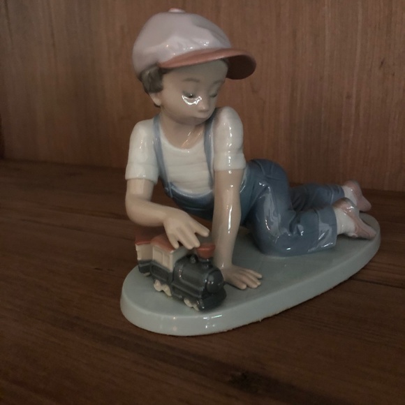 Lladro Other - Retired LLADRO Spain All Aboard 07619 Boy With Train Porcelain Figurine